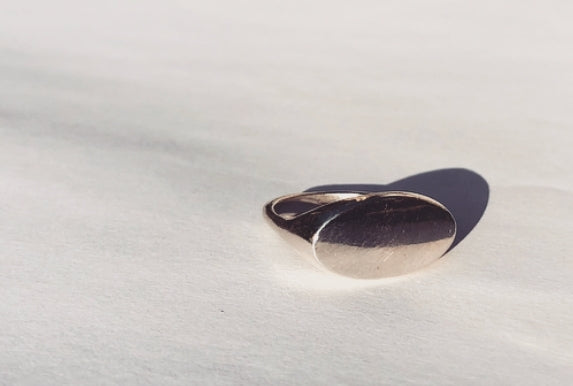 Flat Oval Signet
